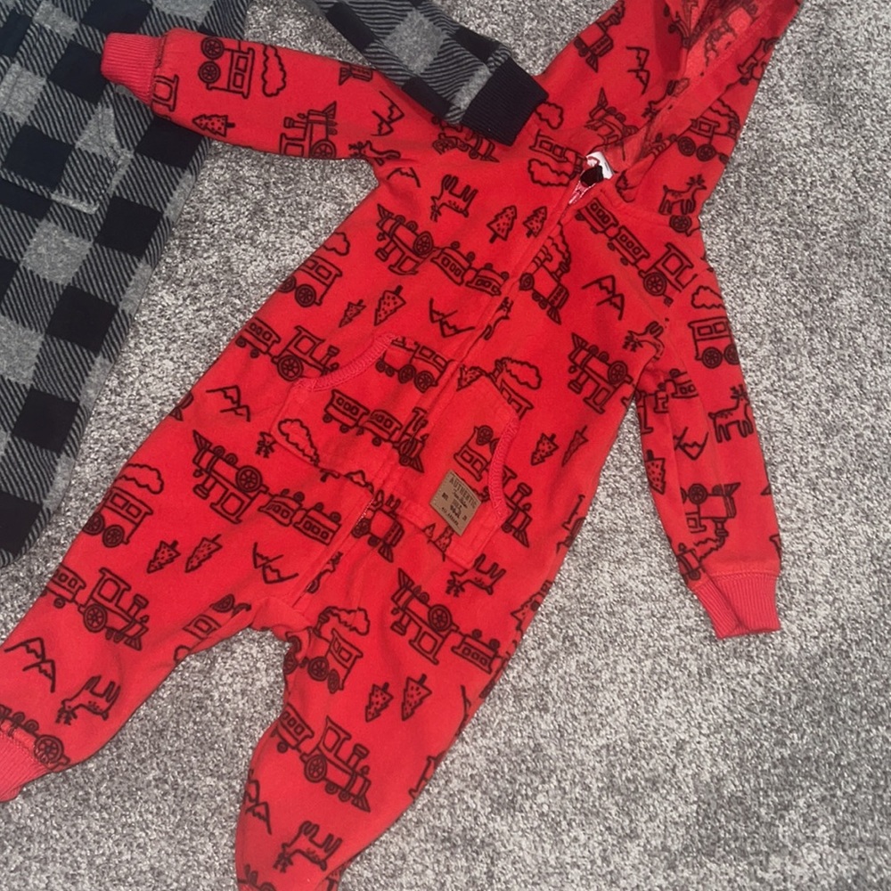Carter’s bundle - Picture 2 of 4
